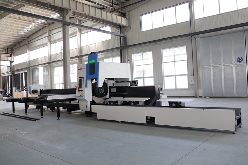 เครื่องตัดเลเซอร์ไฟเบอร์โลหะ R - Metal Laser Cutter Head บทวิจารณ์และราคา